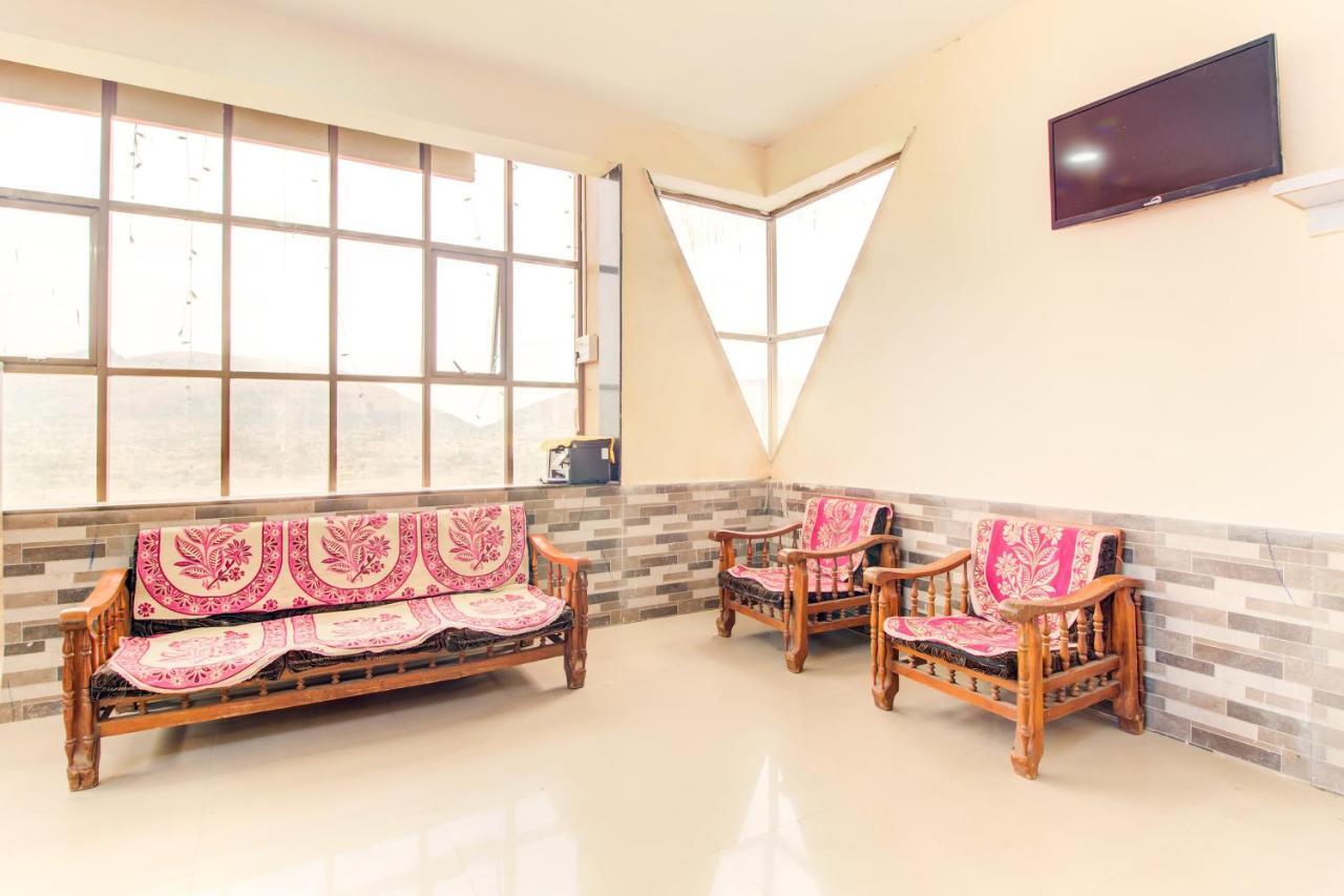 Отель Oyo 48915 Chaitanya Green Park Vani Экстерьер фото