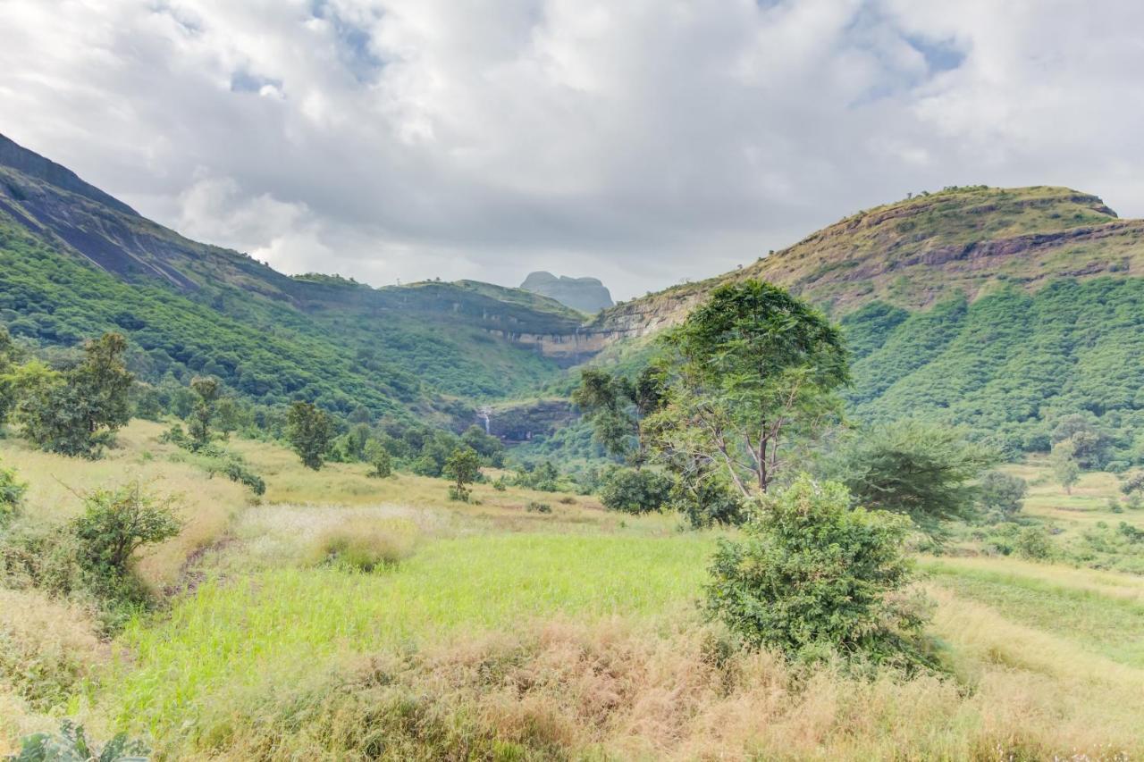 Отель Oyo 48915 Chaitanya Green Park Vani Экстерьер фото